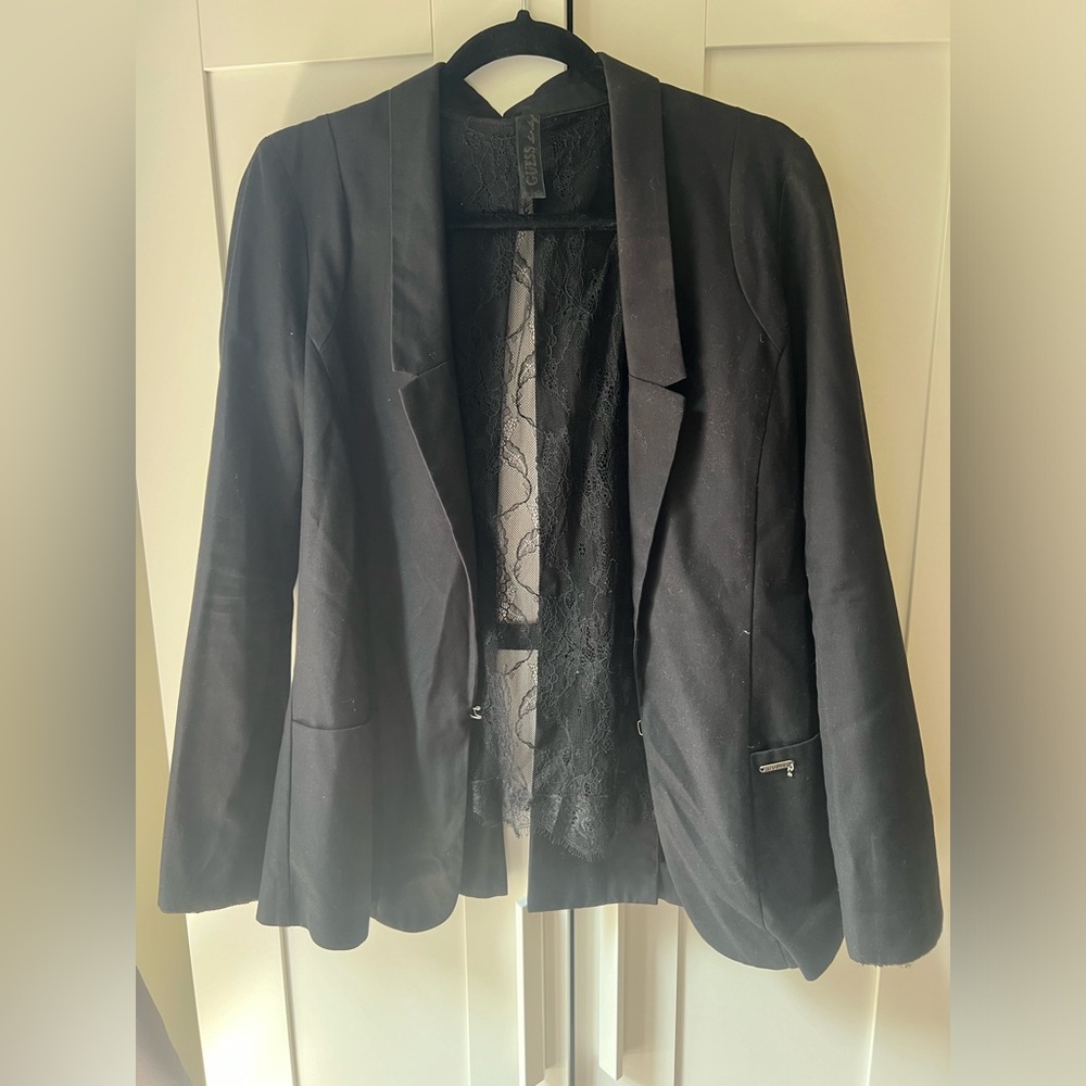 Guess blazer. In good condition,worn few times.